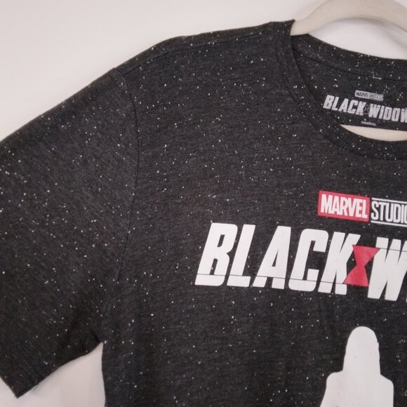 Marvel Studios Black Widow Comic Con Gray T-Shirt Size L - Picture 3 of 7